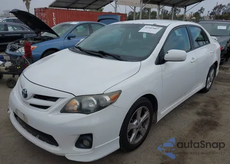 2013 Toyota Corolla S z USA, uszkodzony, nr VIN 5YFBU4EE1DP186961